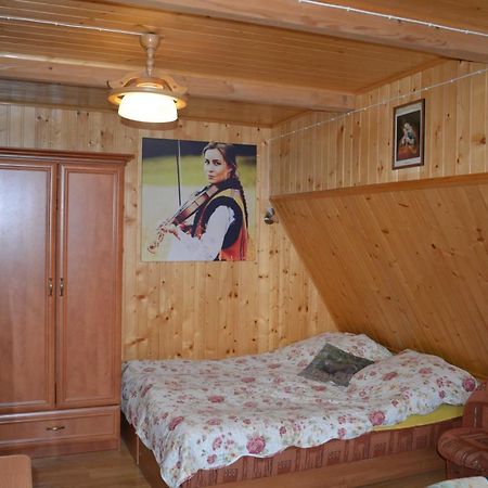 Gorolik U Kwietniow-Centrum Bukowiny- Mozliwosc Wyzywienia Bukowina Tatrzanska Luaran gambar