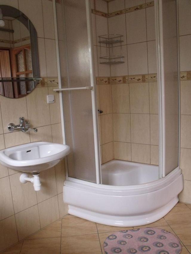 Gorolik U Kwietniow-Centrum Bukowiny- Mozliwosc Wyzywienia Bukowina Tatrzanska Luaran gambar